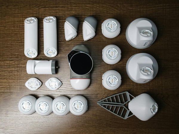 Transform Your Home Comfort: A Smartphone User's Guide to Mastering Air Conditioning Control;220Transform Your Home's Security with Smart Lighting: An Intuitive Guide Using Your Smartphone;220Transform Your Home's Ambiance: The Ultimate Smartphone-